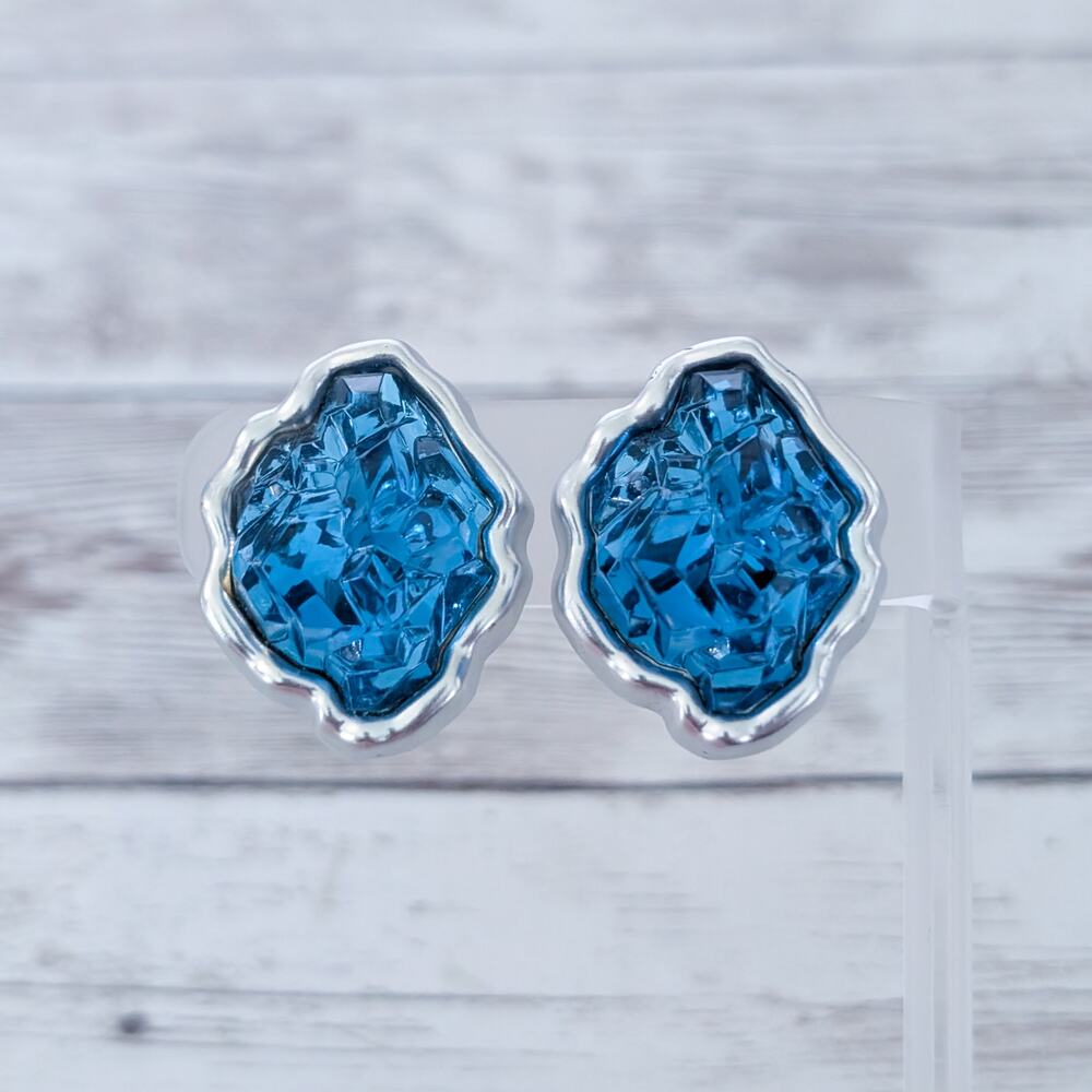 Vintage Clip On Earrings Very Large Unusual 3D Blue & Silver Tone